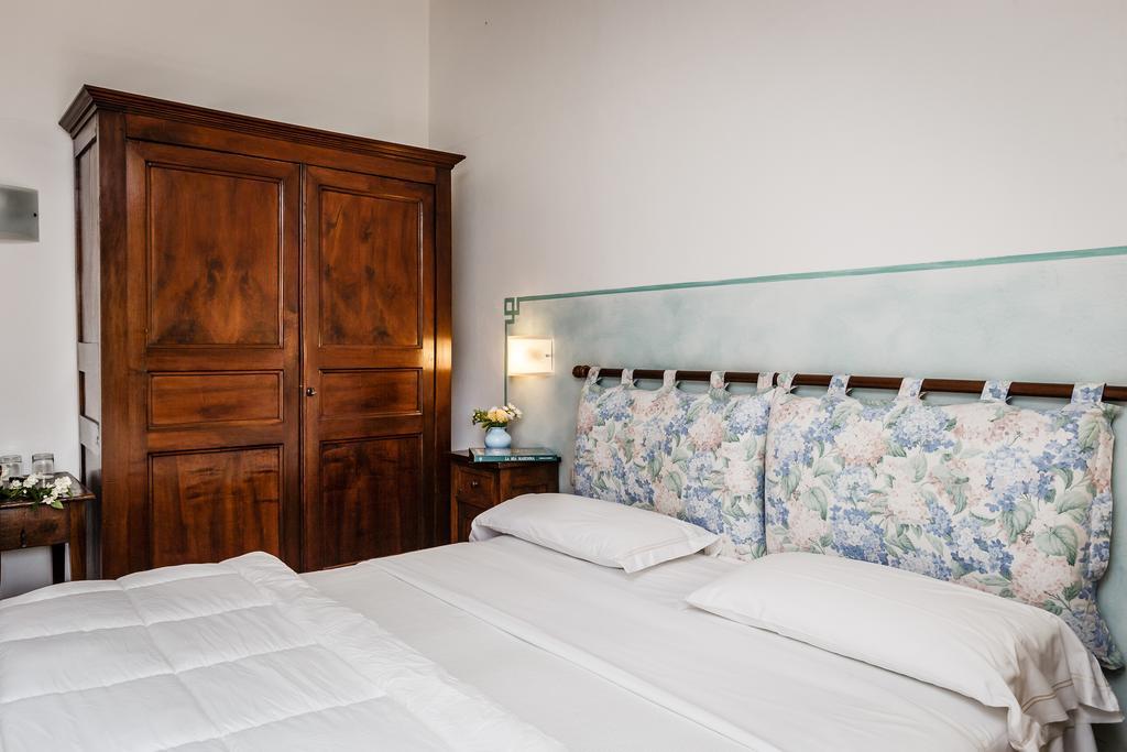 Villa Acquaviva Wine Resort Монтемерано Екстер'єр фото