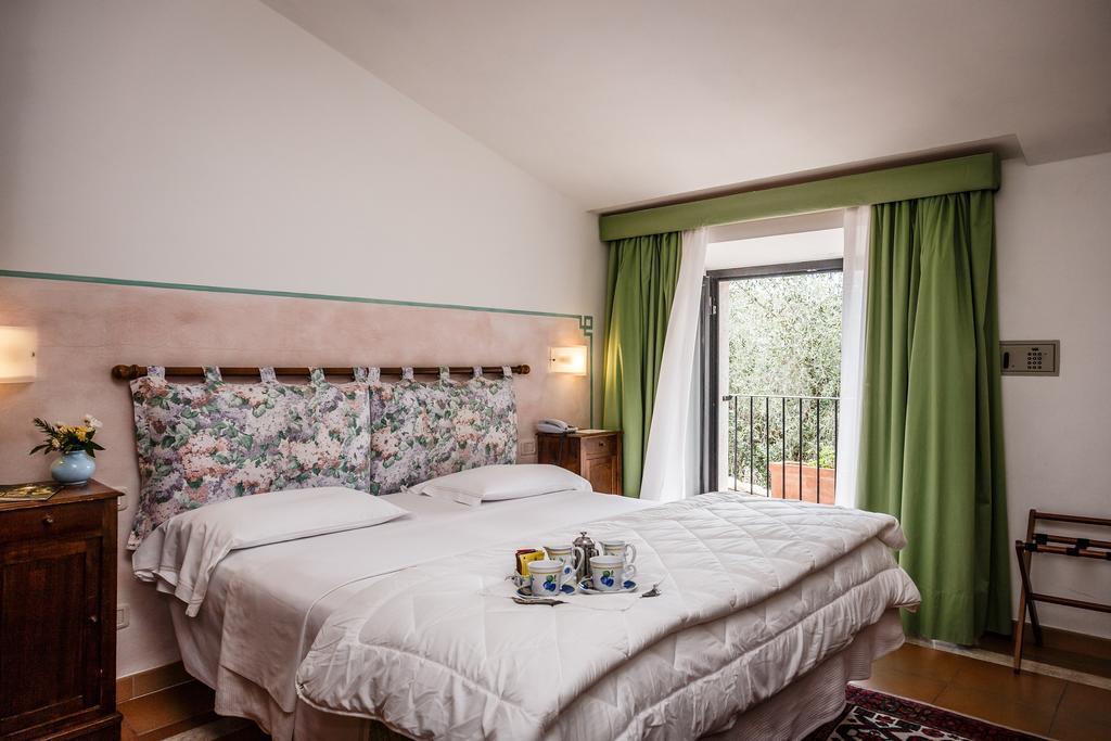 Villa Acquaviva Wine Resort Монтемерано Екстер'єр фото